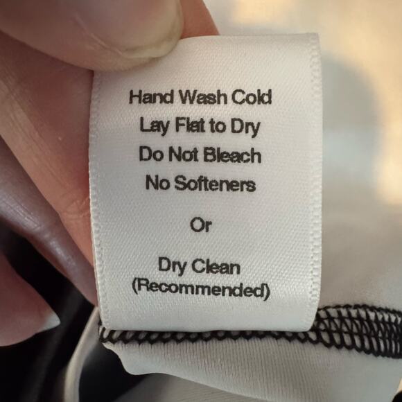 Sheer The Sculpting Black Bodycon Dress Sleeveless Scoopneck NWT Large Fitted - Picture 8 of 8